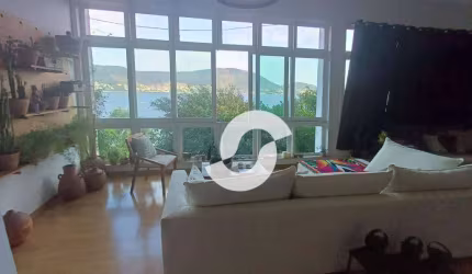 Casa com 5 dormitório em terreno com 1.396m2 s à venda, 160 m² por R$ 2.500.000 - São Francisco - Niterói/RJ