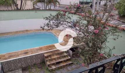 Piratininga! Perto da Praia! Ótima Casa com 3 dormitórios para alugar, 200 m² por R$ 8.373,21/mês - Piratininga - Niterói/RJ