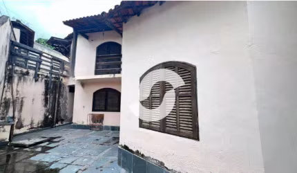 Casa à venda, 220 m² por R$ 650.000,00 - Maria Paula - Niterói/RJ