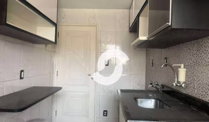 Apartamento com 2 dormitórios à venda, 80 m² por R$ 210.000,00 - Porto da Pedra - São Gonçalo/RJ