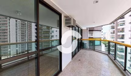 Excelente apartamento com 205m². 4 quartos sendo 2 suítes, 2 vagas de garagem na melhor localização de Icaraí.