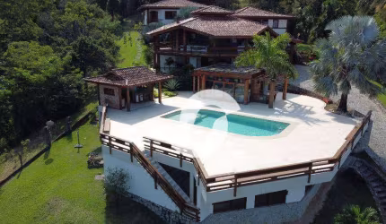 Casa com 4 dormitórios à venda, 559 m² por R$ 4.900.000,00 - Itaipu - Niterói/RJ