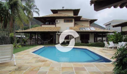 Casa com 4 dormitórios à venda, 424 m² por R$ 4.100.000,00 - Itaipu - Niterói/RJ