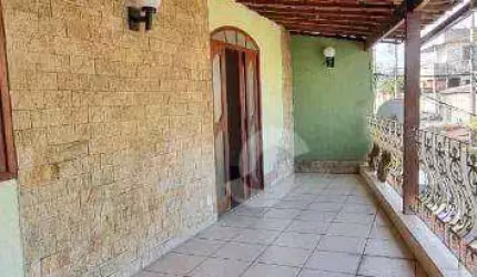 Apartamento à venda, 78 m² por R$ 160.000,00 - Centro - São Gonçalo/RJ