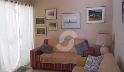 Ótima casa em Guapimirim, 2 quartos, sendo uma suíte, piscina, churrasqueira, vaga para 3 carros. ótima localização.