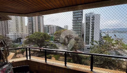 Apto 4qts, 2 suites e 2 vg, indevasavel e sol da manha com vista mar