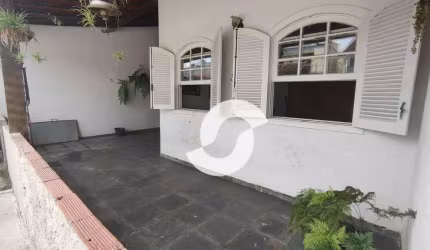 Casa com 3 dormitórios à venda, 180 m² por R$ 750.000,00 - Piratininga - Niterói/RJ
