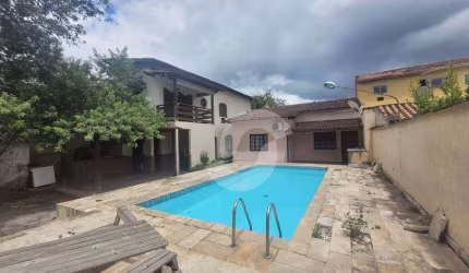 Casa à venda, 350 m² por R$ 850.000,00 - Pendotiba - Niterói/RJ