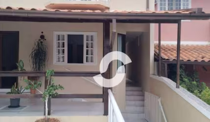 Casa em condomínio com área de lazer incrível