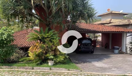 Casa com 4 dormitórios à venda, 250 m² por R$ 1.600.000,00 - Pendotiba - Niterói/RJ