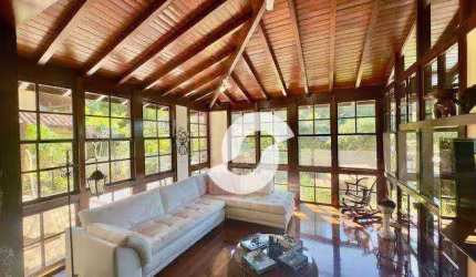 Casa com 4 dormitórios à venda, 600 m² por R$ 1.700.000,00 - Piratininga - Niterói/RJ