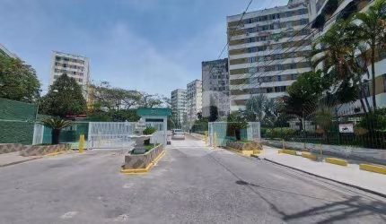 Apartamento com 2 dormitórios à venda, 63 m² por R$ 175.001,00 - Inoã - Maricá/RJ