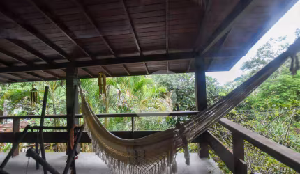 CASA EM PIRATININGA EM CONDOMÍNIO
