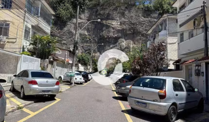 Apartamento com 2 dormitórios à venda, 73 m² por R$ 360.000,00 - Centro - Niterói/RJ