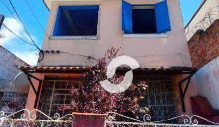 Excelente casa no Centro de Niterói com 4 quartos podendo ser dividida em 2 casas. R$ 530.000