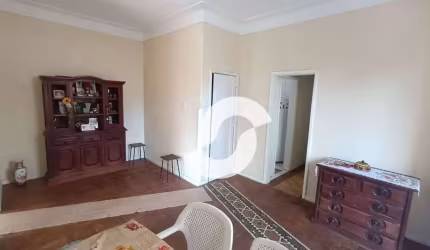 Sobrado com 3 dormitórios à venda, 100 m² por R$ 430.000,00 - Santa Rosa - Niterói/RJ