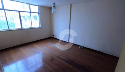 Apartamento com 2 dormitórios à venda, 70 m² por R$ 450.000,00 - Icaraí - Niterói/RJ