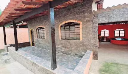 Casa com 2 dormitórios à venda, 50 m² por R$ 335.000,00 - Colubande - São Gonçalo/RJ