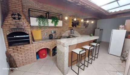 Casa com 3 quartos ( 1 suite)  com 187 m2  - 470mil - Arsenal - SG