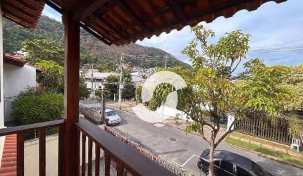 Rua Tupiniquins excelente casa para morar em Família!