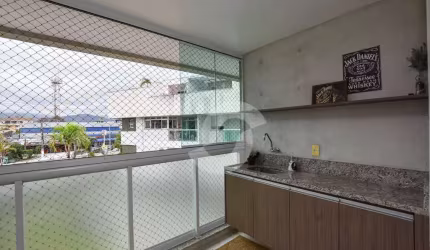 Apartamento com 2 dormitórios à venda, 93 m² por R$ 900.000,00 - Itacoatiara - Niterói/RJ