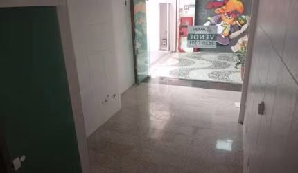 LOJA EM GALERIA NO INGÁ COM MEZANINO