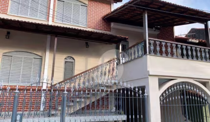 Casa com 4 dormitórios à venda, 270 m² por R$ 750.000,00 - Nova Cidade - São Gonçalo/RJ