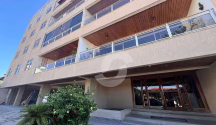 Apartamento com 3 dormitórios à venda, 78 m² por R$ 420.000,00 - Centro - Araruama/RJ