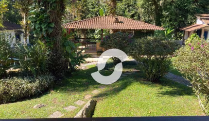 Seu novo lar na Serra - Localizado na Serra dos Órgãos - Desfrute da natureza  em condominio privativo.