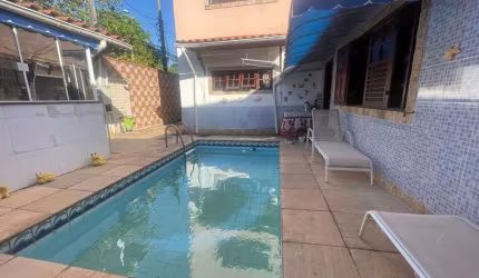 Casa com 5 dormitórios, 410 m² - venda por R$ 900.000,00 ou aluguel por R$ 6.330,00/mês - Itaipu - Niterói/RJ