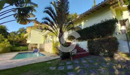 Casa em Piratininga no condomínio Vila Floresta com 6 dormitórios - 300 m²