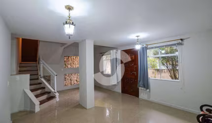 Casa com 3 dormitórios à venda, 120 m² por R$ 1.100.000,00 - Piratininga - Niterói/RJ