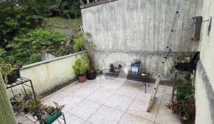 Casa no bairro do Fonseca com uma planta ampla de 129 m2 possui Caixa d´água de 1.000 lts e cisterna de 10.000 lts