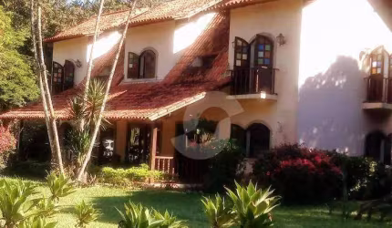 Casa com 4 dormitórios à venda, 540 m² por R$ 2.200.000,00 - Pendotiba - Niterói/RJ