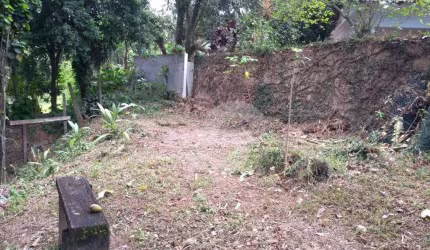 Terreno à venda, 450 m² por R$ 300.000,00 - Itaipu - Niterói/RJ
