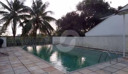 Casa com 3 dormitórios à venda, 150 m² por R$ 650.000,00 - Venda Das Pedras - Itaboraí/RJ