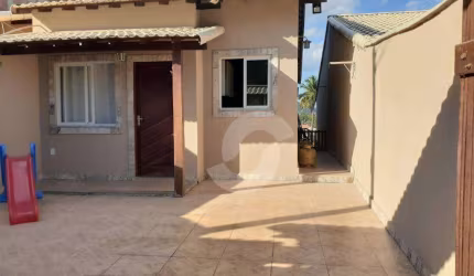 Casa com 2 dormitórios à venda, 70 m² por R$ 320.000,00 - São José de Imbassai - Maricá/RJ