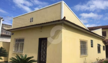 Casa com 2 dormitórios à venda, 230 m² por R$ 690.000,00 - Flamengo - Maricá/RJ