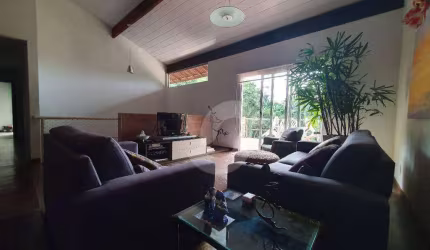 Casa com 3 dormitórios à venda, 215 m² por R$ 680.000,00 - Itaipu - Niterói/RJ