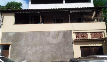 4 casas com 8 dormitórios à venda por R$ 510.000,00 - Fonseca - Niterói/RJ