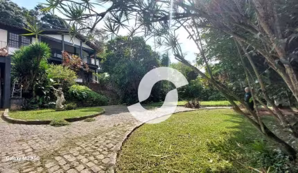 Casa com 4 dormitórios à venda, 400 m² por R$ 974.990,00 - Mata Paca - Niterói/RJ