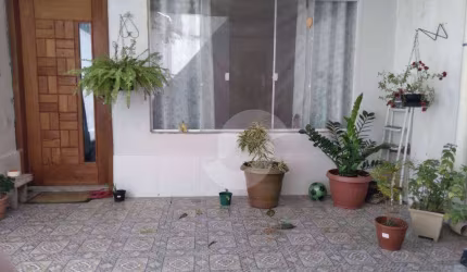 Casa com 3 dormitórios à venda, 90 m² por R$ 400.000,00 - Alcântara - São Gonçalo/RJ