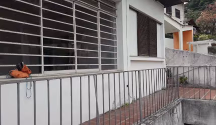 Casa com 4 dormitórios à venda, 97 m² por R$ 800.000,00 - Pe Pequeno - Niterói/RJ
