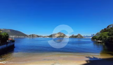 Casa com 3 dormitórios à venda, 180 m² por R$ 3.700.000,00 - São Francisco - Niterói/RJ