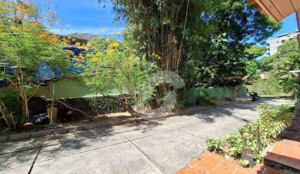 Casa com 4 dormitórios à venda, 280 m² por R$ 1.300.000,00 - São Francisco - Niterói/RJ