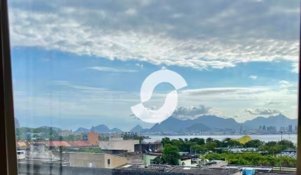 Apartamento com 3 dormitórios à venda, 108 m² por R$ 450.000,00 - Centro - Niterói/RJ