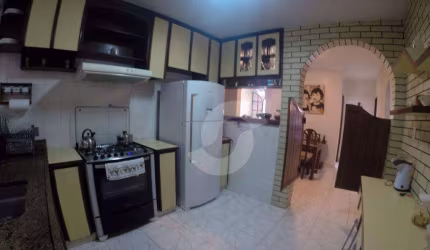 Casa com 4 dormitórios, 203 m² - venda por R$ 430.000,00 ou aluguel por R$ 4.147,00/mês - Fonseca - Niterói/RJ