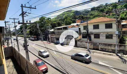 Sobrado à venda, 132 m² por R$ 250.000,00 - Barreto - Niterói/RJ