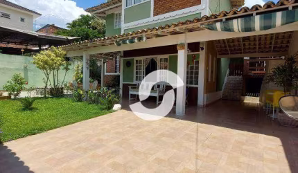 Linda casa com 3 quartos à venda, 201 m² por R$ 780.000 - Piratininga - Niterói/RJ