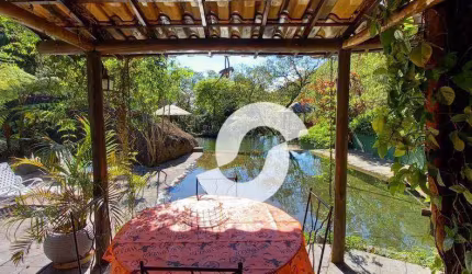 Casa com 3 dormitórios à venda, 400 m² por R$ 5.000.000,00 - Araras - Petrópolis/RJ